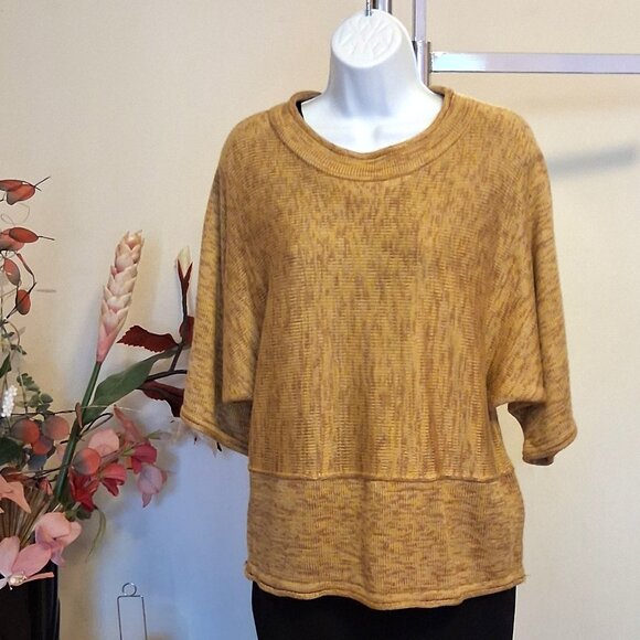 NWT Batwing Sleeves Mustard Yellow Cardigan Knitwear Lightweight Ladies Sweater - Picture 3 of 5